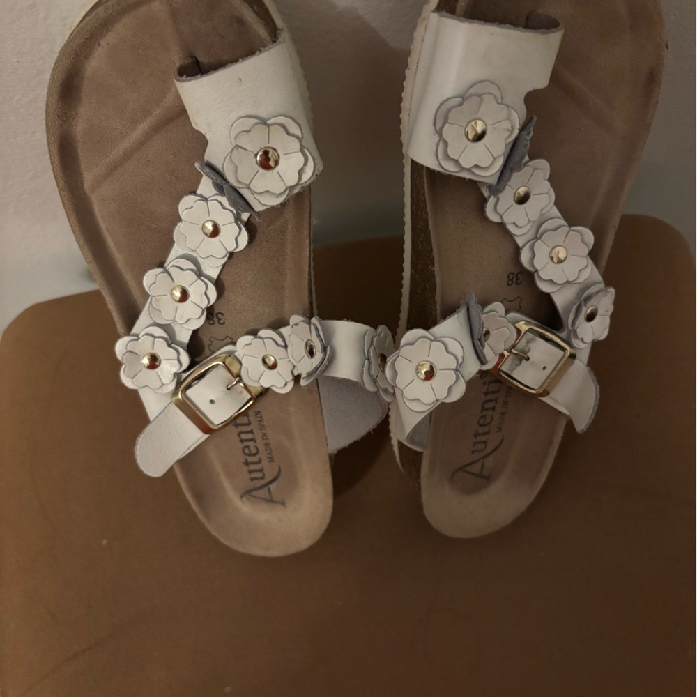White Floral Women's Sandals